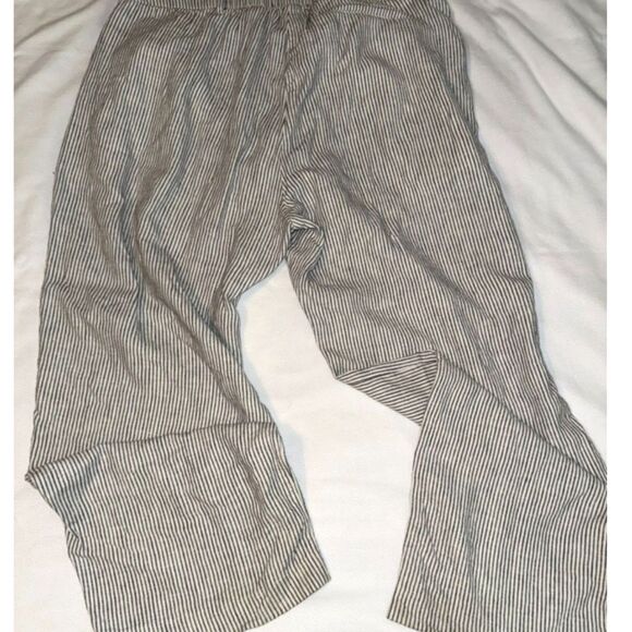 Old Navy Flowy Striped Pants – Size XL - Picture 2 of 4